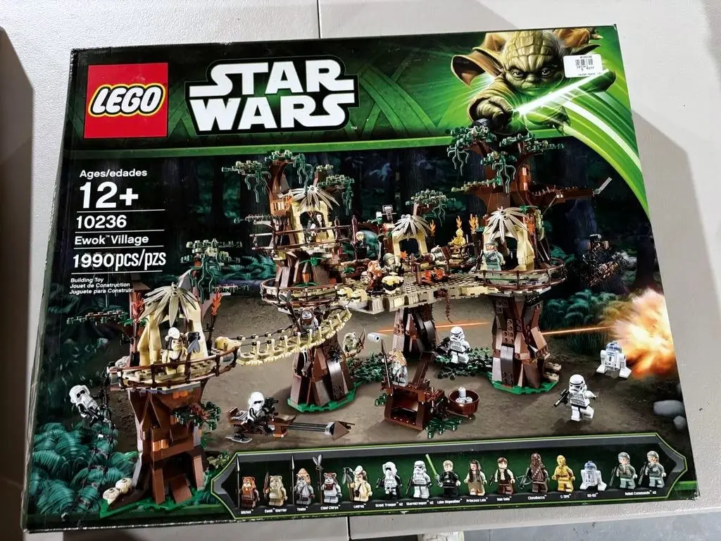Ewok Village, photograph 1