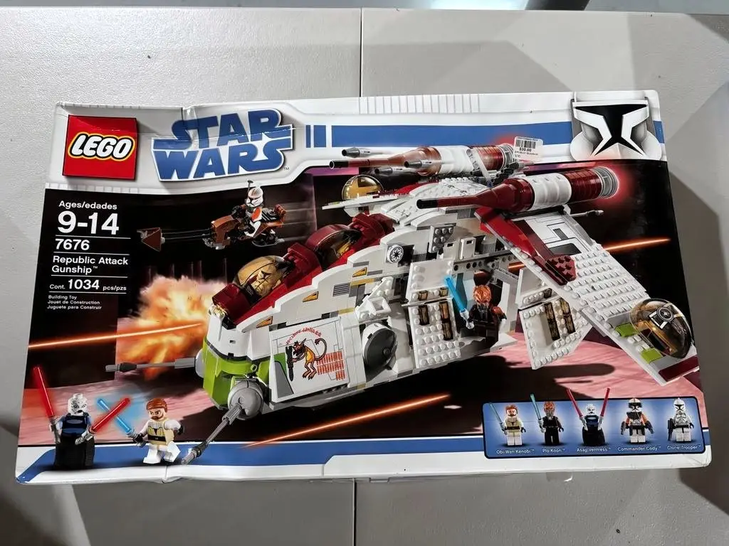 Republic Attack Gunship, photograph 1