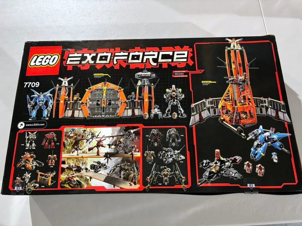Sentai Fortress, photograph 2
