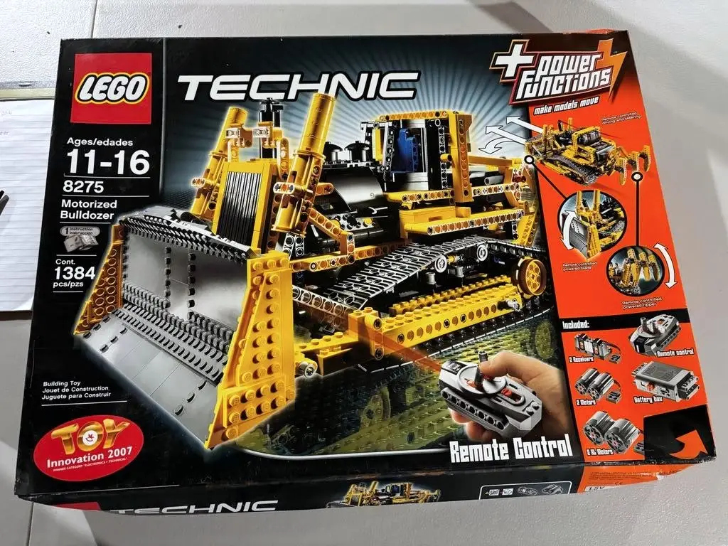 Motorized Bulldozer, photograph 1